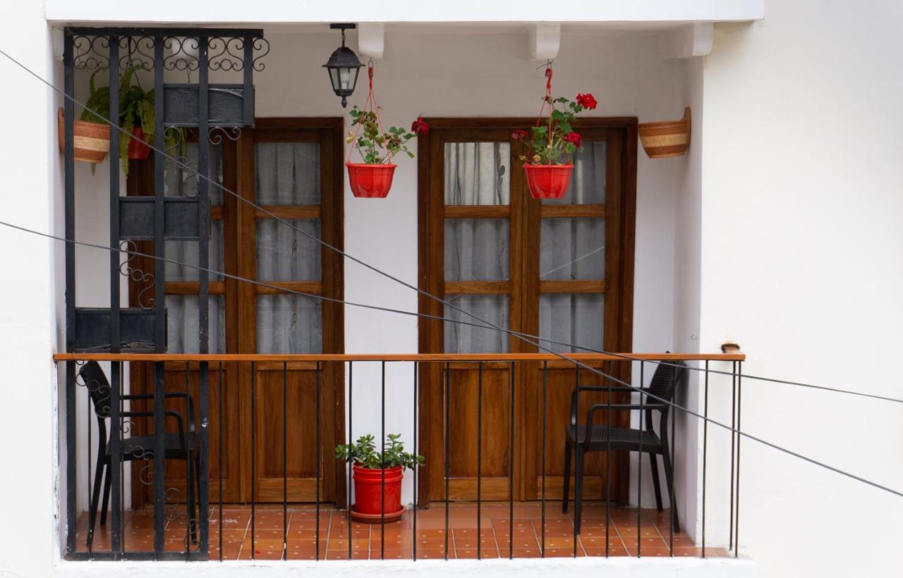 32 Juana De Arco Quito