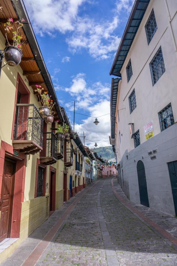 Apartment 32 Juana De Arco Quito