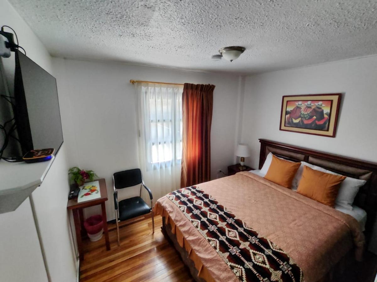 32 Juana De Arco Apartment